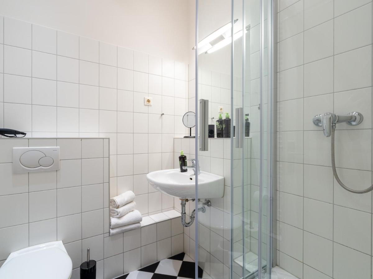 Limehome Berlin Malmoeer Strasse ภายนอก รูปภาพ